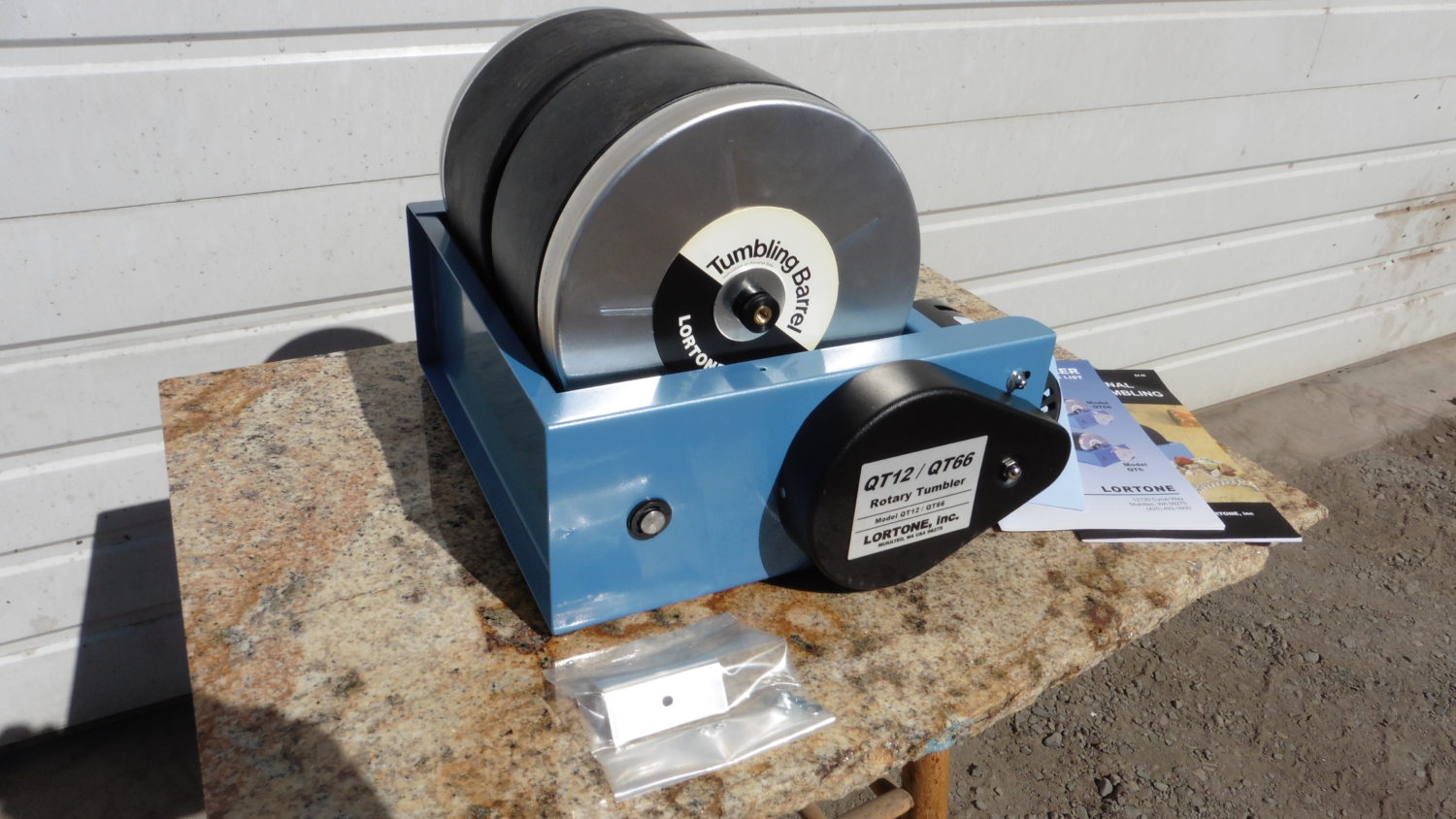 Lortone QT66 Tumbler 3